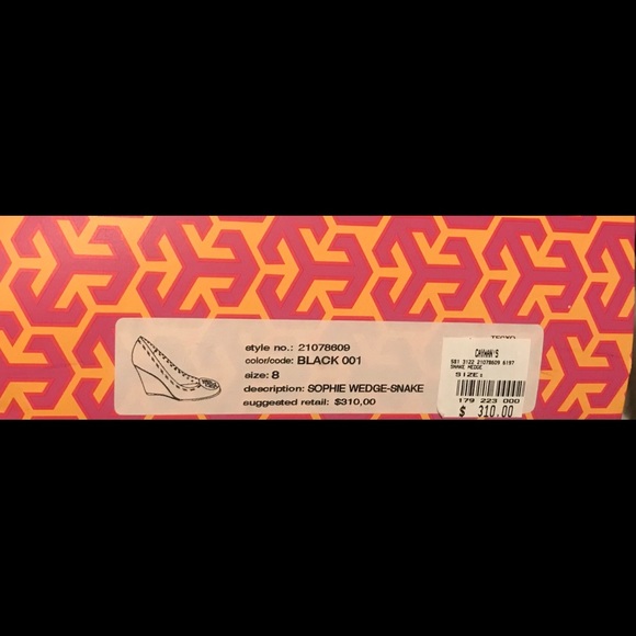 Tori Burch - Picture 3 of 3